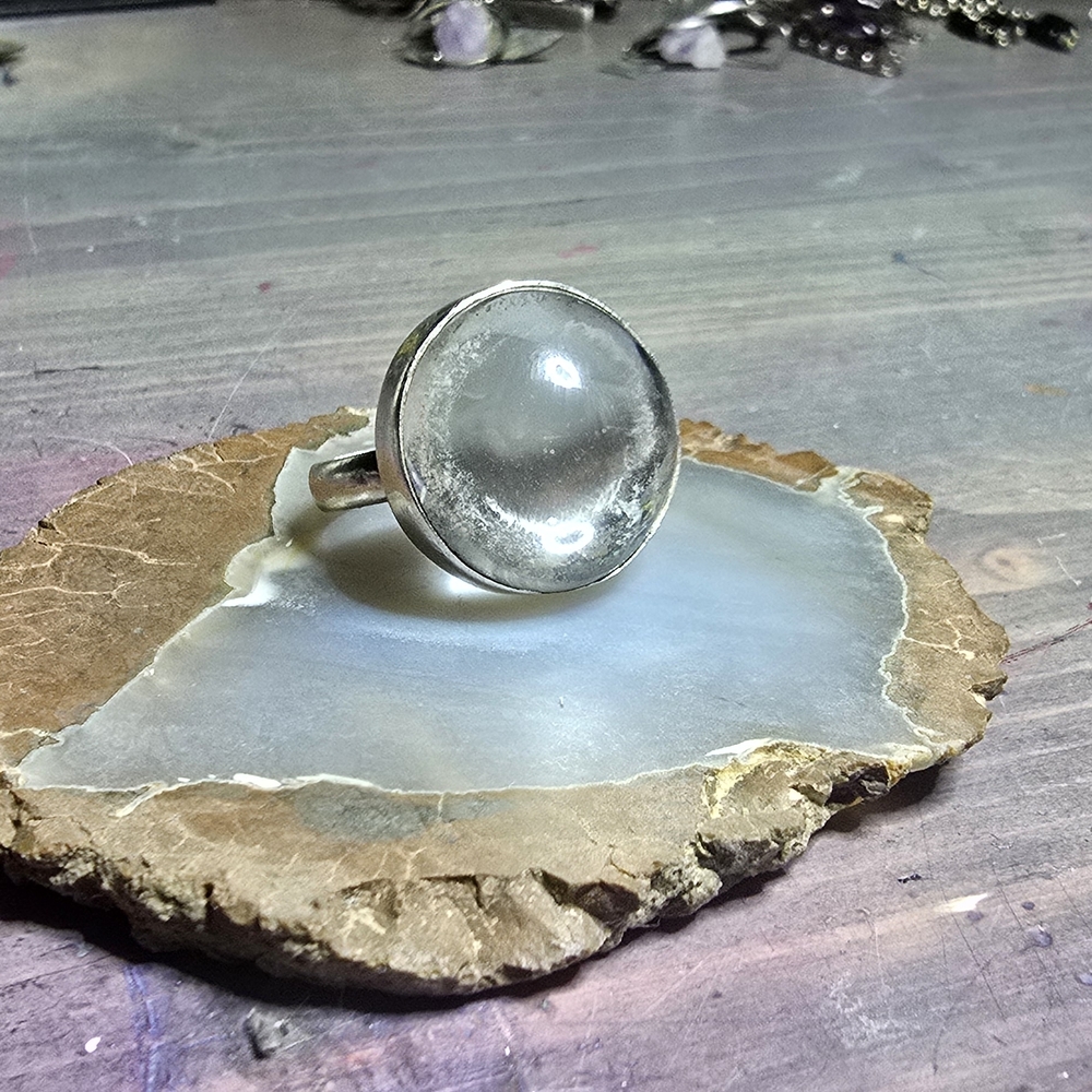 Size 8 Clear Quartz Silver Ring